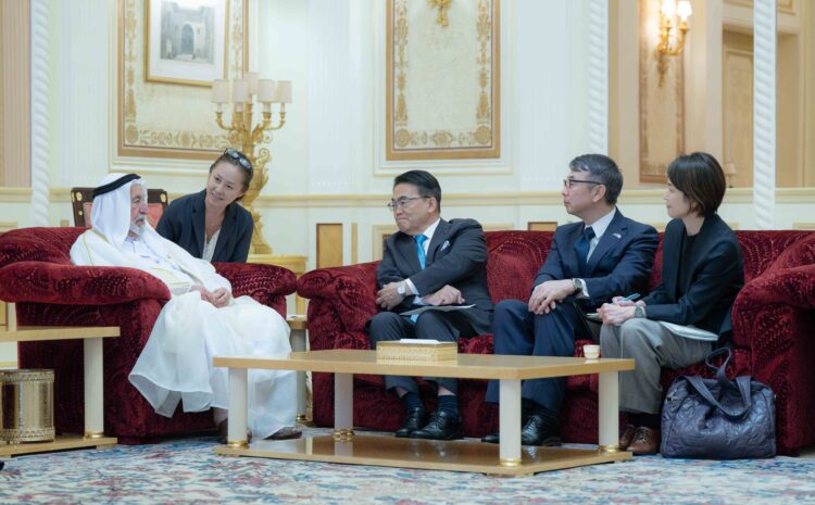  Sharjah Ruler receives Governor of Japan’s Aichi Prefecture 